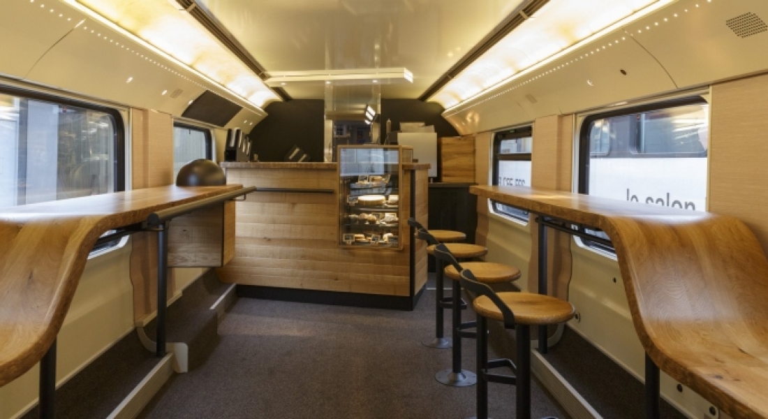 On a aimé : Un Starbucks à l’intérieur d’un train Suisse On a aimé : Un Starbucks à l’intérieur d’un train Suisse