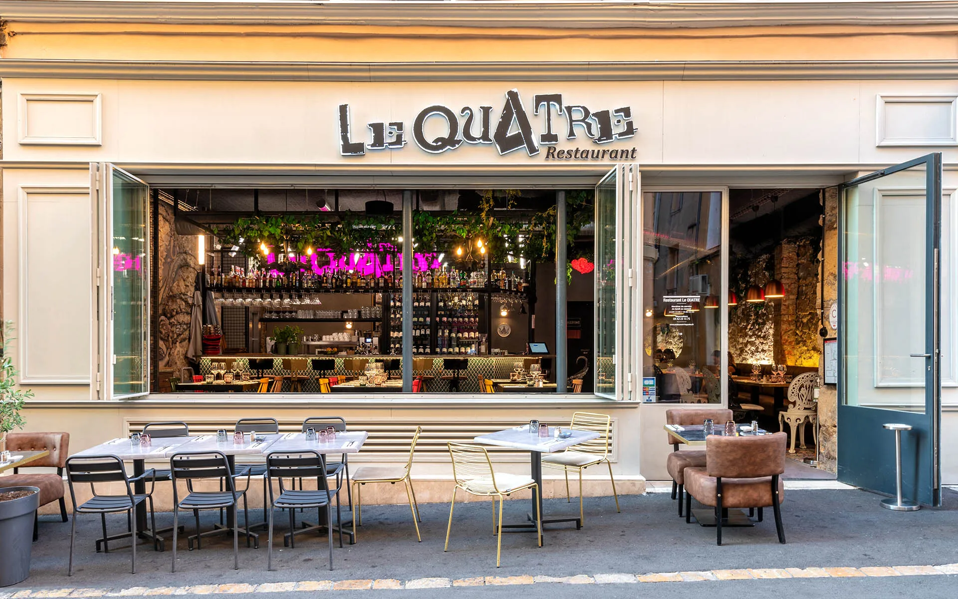 Le Quatre