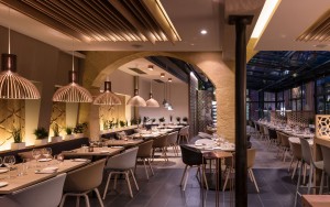 intérieur du restaurant coté cour à aix en provence 3