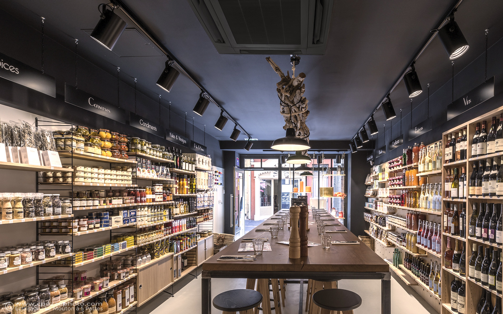 interieur-epicerie-aix-7