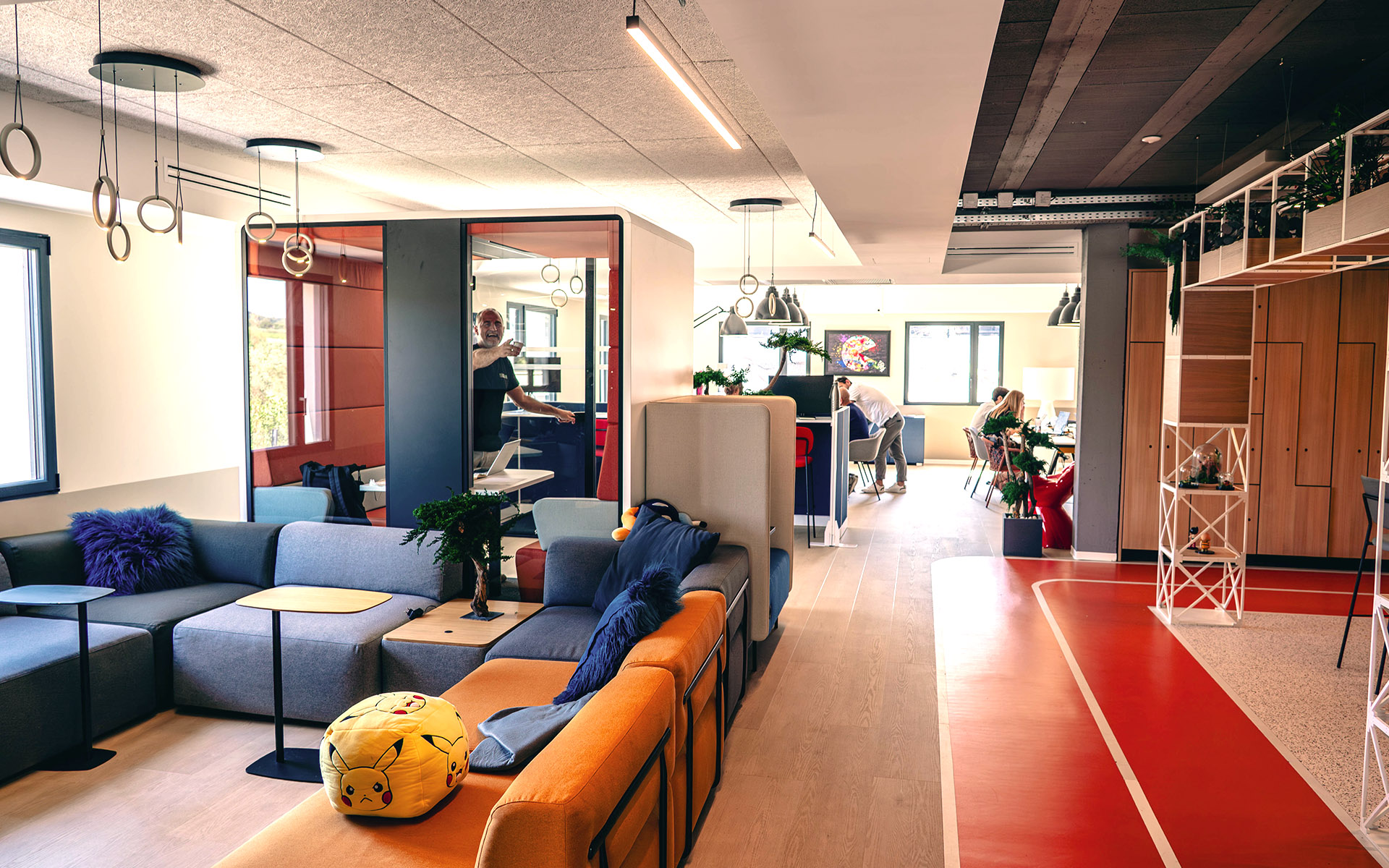 IZITEK BUEAU EGUILLES5